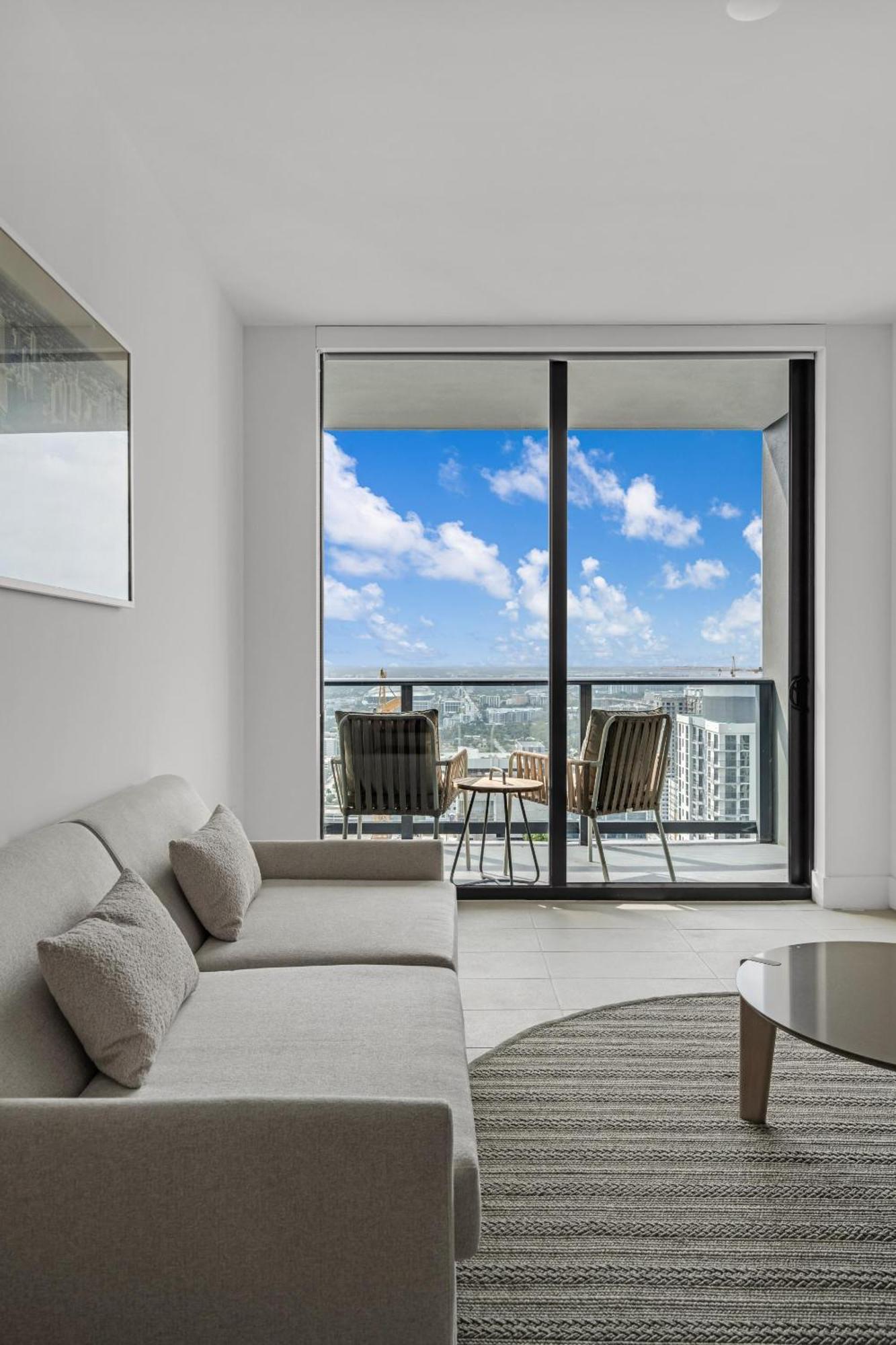 Modern 1Br Apartment With Breathtaking Views Heart Of Downtown Miami Bagian luar foto